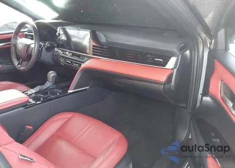 2025 Toyota Camry Xse z USA, uszkodzony, nr VIN 4T1DAACK1SU533497